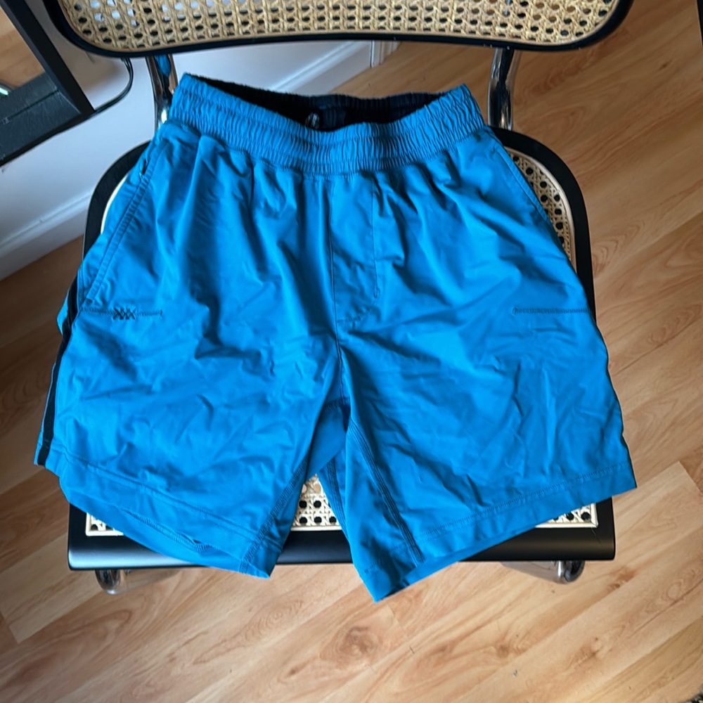 Rhone athletic shorts small 7” blue